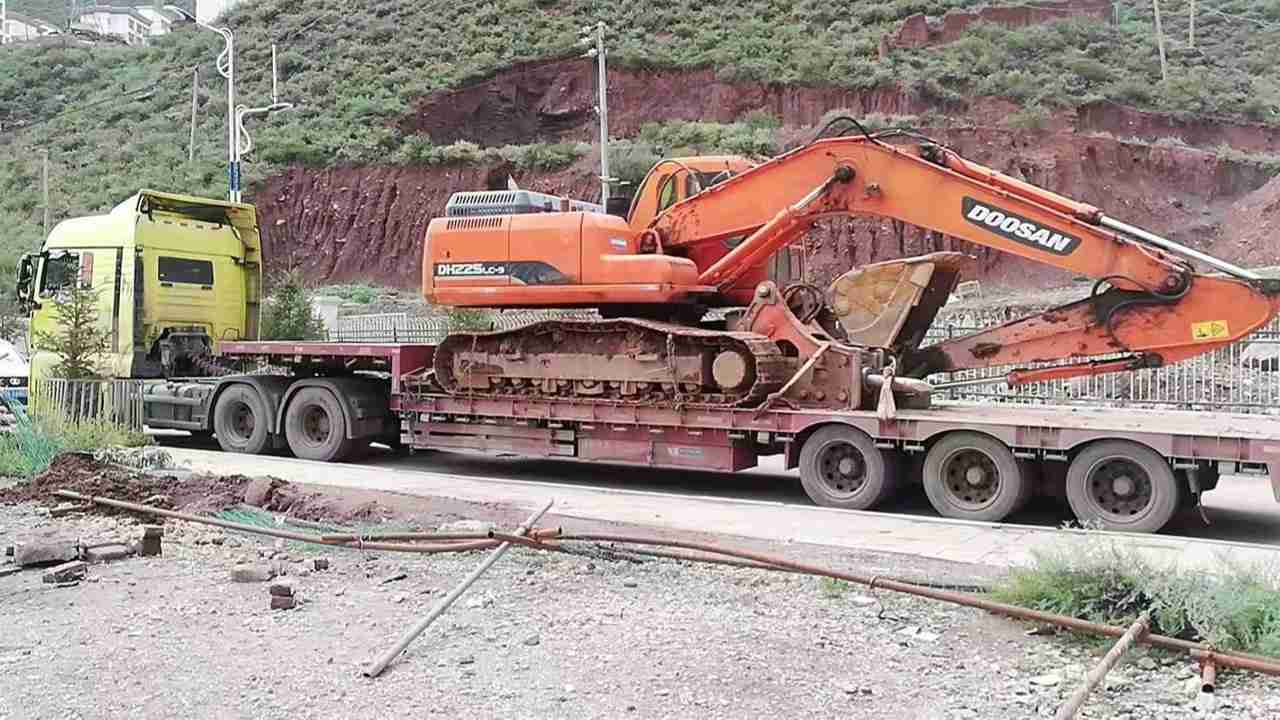 工程機(jī)械搬家